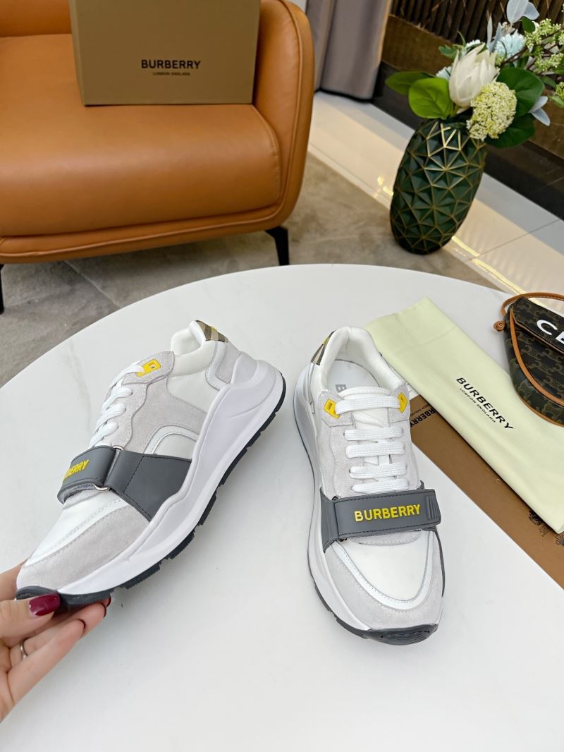 Burberry Low Shoes